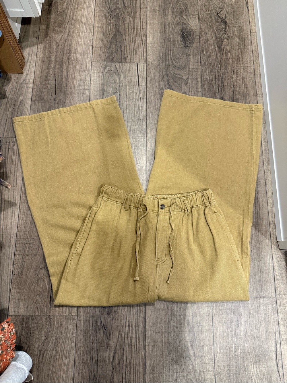 easel Wide-Leg drawstring Jeans
